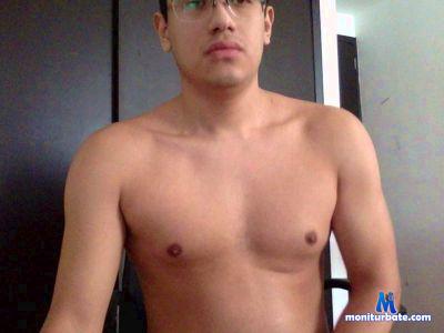 chicoatrevido77 cam4 straight performer from United Mexican States single skype latino swinger mexicano sexo rollthedice 