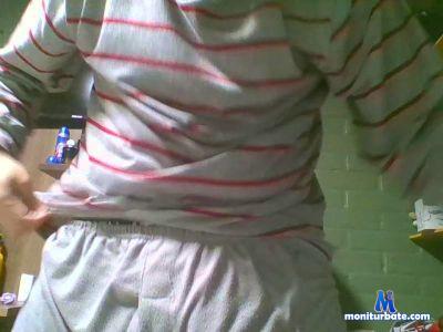 juanpe5 cam4 straight performer from Republic of Chile  