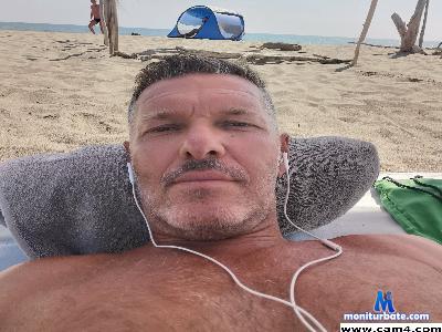 PRAEVALENS cam4 bisexual performer from Republic of Italy bigdick cum 