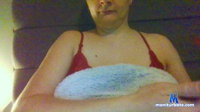 Blondiee38 cam4 straight performer from United Kingdom of Great Britain & Northern Ireland  