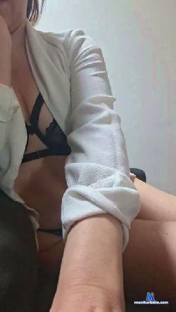 Malika025 cam4 live cam performer profile