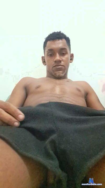 ATLETA21CM cam4 gay performer from Federative Republic of Brazil  