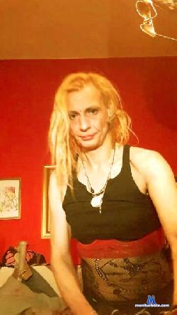 devora20 cam4 live cam performer profile