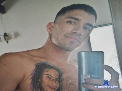 lautaroparera51 cam4 straight performer from Argentine Republic  