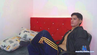 SantiCotez1 cam4 bisexual performer from Republic of Colombia schoolgirl milk amateur bdsm feet femdom masturbation 