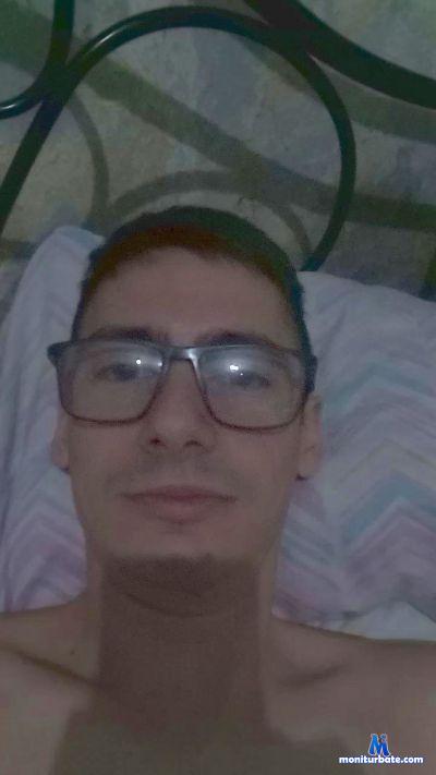 miki_angelo cam4 straight performer from Argentine Republic  