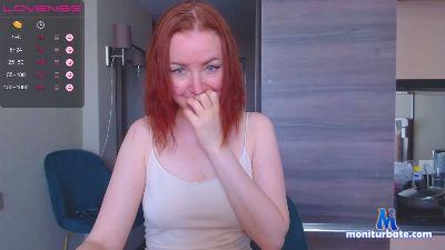 AnnaSeks cam4 bicurious performer from Republic of Poland bigass masturbation striptease cum pussy ass 