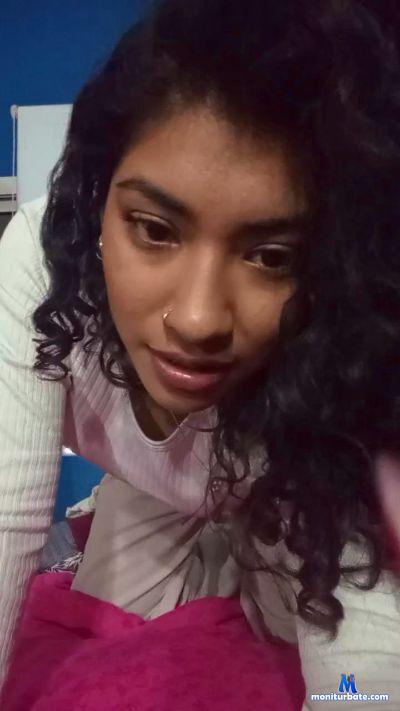 AmbarLuar4 cam4 bisexual performer from Argentine Republic  