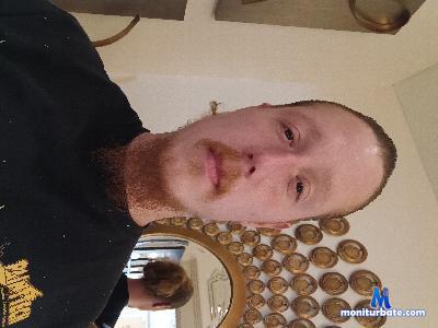 yourstruly_xxx cam4 straight performer from United States of America  