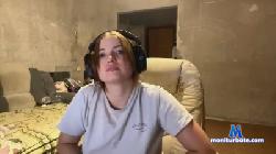 MaudCoomer cam4 live cam performer profile