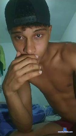Papi2025 cam4 live cam performer profile