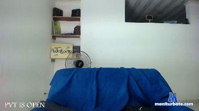 lord_black_ cam4 straight performer from Republic of Colombia milk schoolgirl masturbation ass feet amateur 