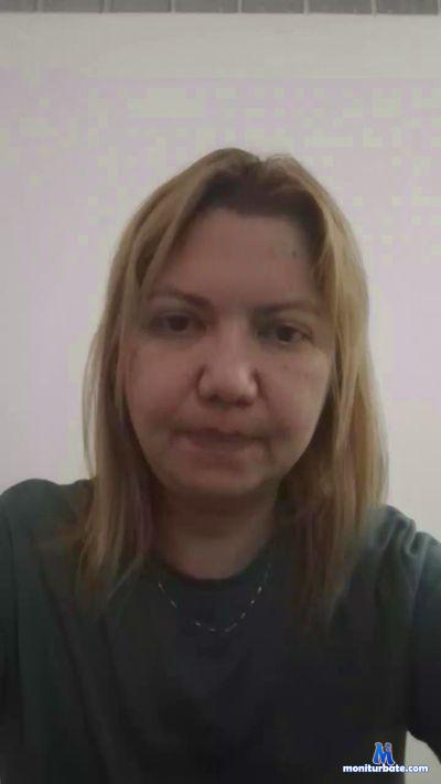 mariapeppina cam4 bisexual performer from Republic of Italy  