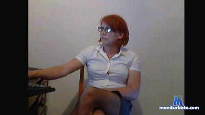 carolinejones55 cam4 bisexual performer from Commonwealth of Australia  