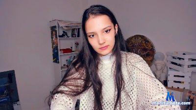 dreamy_gf cam4 straight performer from Kingdom of Spain  