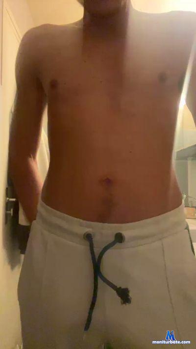 Lebdu384 cam4 straight performer from French Republic  