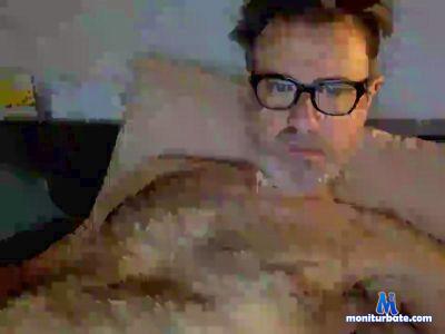 carlo2103 cam4 bicurious performer from Republic of Italy rollthedice 