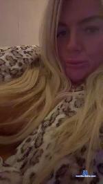 TheCumSlut cam4 livecam show performer room profile