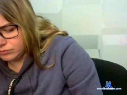 ReysiFrai cam4 live cam performer profile