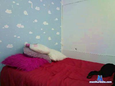 vicky33_ cam4 bisexual performer from United States of America  