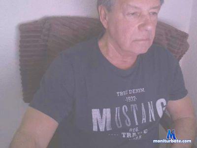 XXLRiemen cam4 bisexual performer from Federal Republic of Germany  