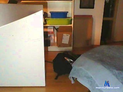 willnurschau cam4 bicurious performer from Republic of Austria  