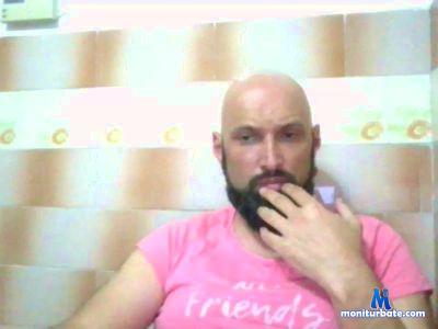 akzeus1983 cam4 bisexual performer from Romania  