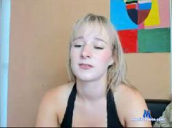 TawnyCumalot cam4 live cam performer profile