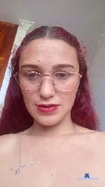 Isabelle_x cam4 livecam show performer room profile