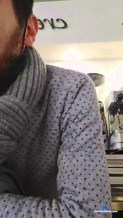 Hhhhhhhh22 cam4 live cam performer profile