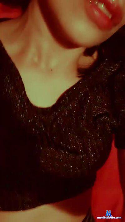 Bonniee_ cam4 bicurious performer from Argentine Republic  