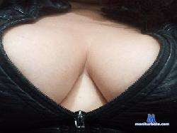 Lainsaciable1 cam4 live cam performer profile