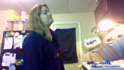 Shmandylynn cam4 bisexual performer from United States of America  