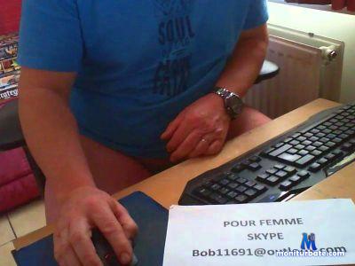 bob11691 cam4 straight performer from French Republic  