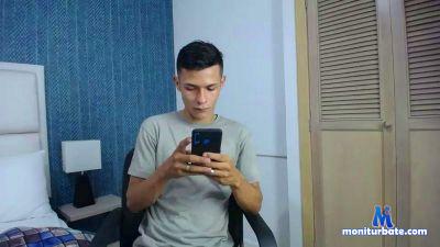 XXXwilliam1013 cam4 unknown performer from Canada  