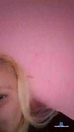 Daria1999 cam4 livecam show performer room profile