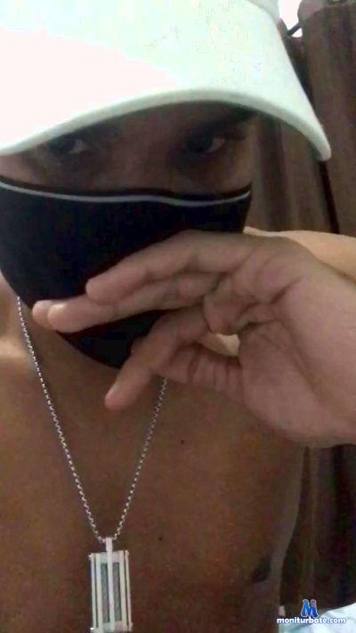 Novinhoo22cm cam4 bisexual performer from Federative Republic of Brazil  