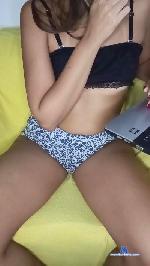 Sarajuhhot cam4 livecam show performer room profile