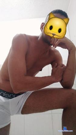 bravo_araujo cam4 live cam performer profile