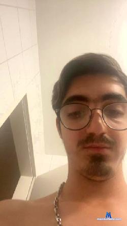 Volvic68 cam4 live cam performer profile