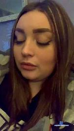 dominatinglucy cam4 livecam show performer room profile