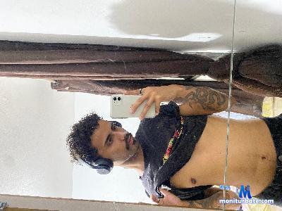 brunosafadinho2 cam4 gay performer from Federative Republic of Brazil  