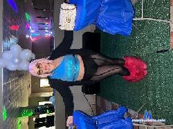 RealHomewrecker cam4 live cam performer profile