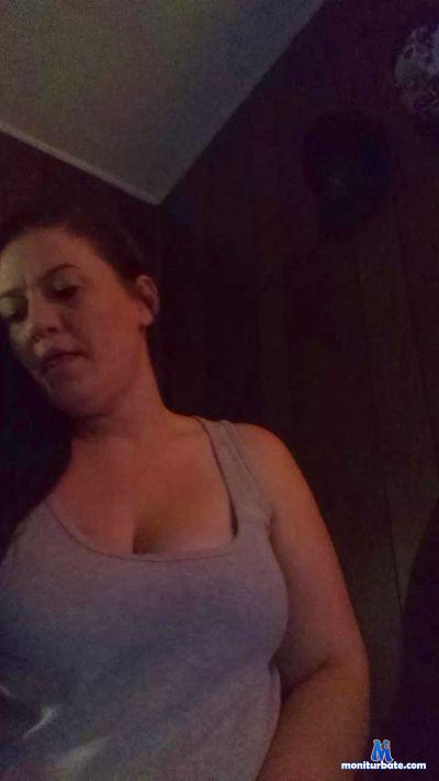 corrina3 cam4 bicurious performer from United States of America  