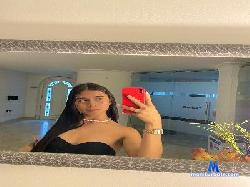 VictoriaHotts cam4 live cam performer profile