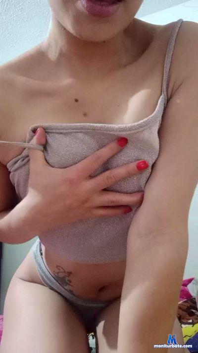 allison98 cam4 bicurious performer from Republic of Colombia  