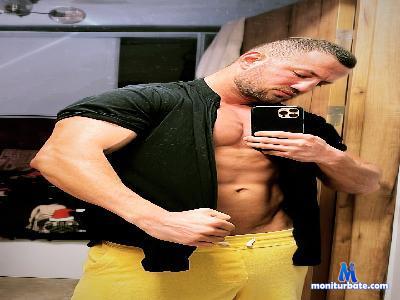 MarktPrice777_ cam4 straight performer from Romania cumshow master muscle armpits masturbation blowjob cum 