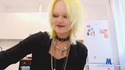 CRAZY_LUCKY cam4 bisexual performer from French Republic  