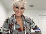 NuckinFutsNikki cam4 livecam show performer room profile