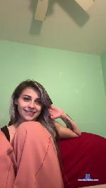 reignxx cam4 livecam show performer room profile